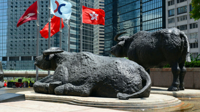 Hong Kong ETF’si ile İki Altcoinin Yükselişi Artabilir!