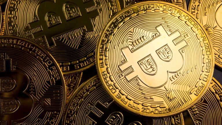 Bitcoin’de Tarihi Rekor: Balina Yatırımcılar Neden Asla Satmayı Düşünmeyebilir?