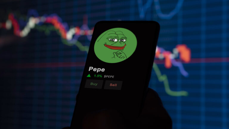 Ethereum ETF ile Pepe Rakip Meme Coinleri Geride Bıraktı!