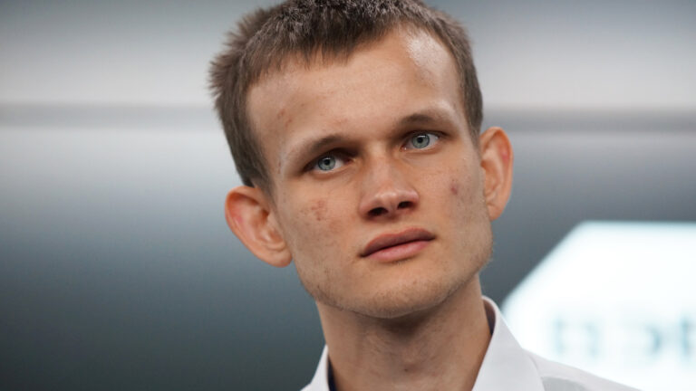 Vitalik Buterin’den Airdrop Yapan Altcoin Hakkında Heyecan Verici Mesaj!