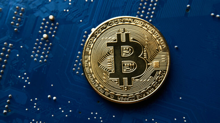 Bitcoin Yatırımcıları Güven Kazanıyor: Santiment Geri Dönüş Sinyali Aldı!